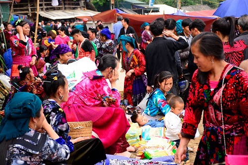 Chợ phiên Xá Nhè - Điện Biên