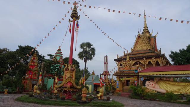 Chùa Khmer Monivongsa Borapham - Cà Mau