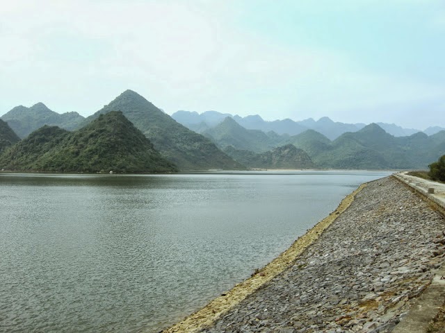 Hồ Yên Quang - Ninh Bình