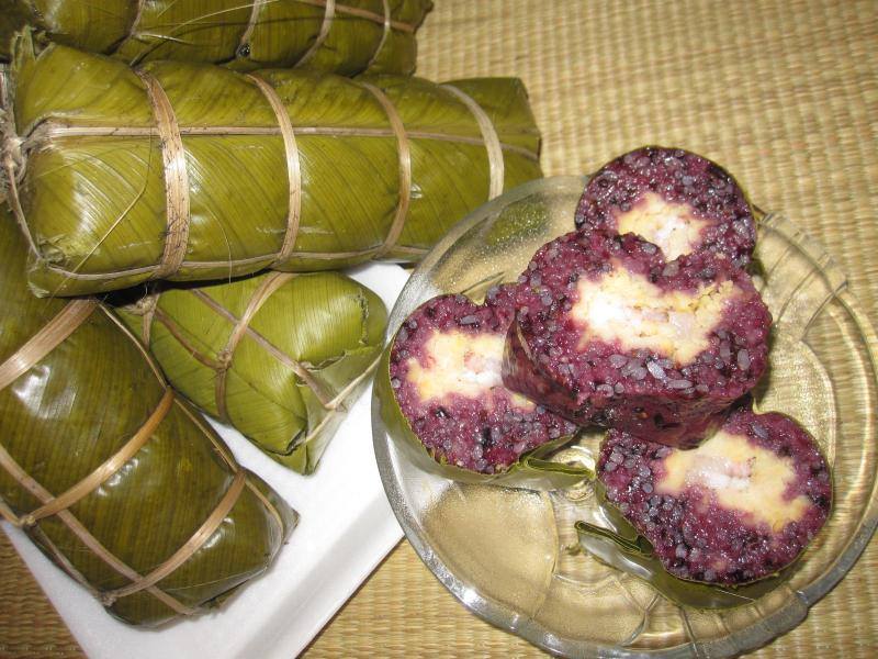 Bánh chưng cơm lông - Quảng Ninh