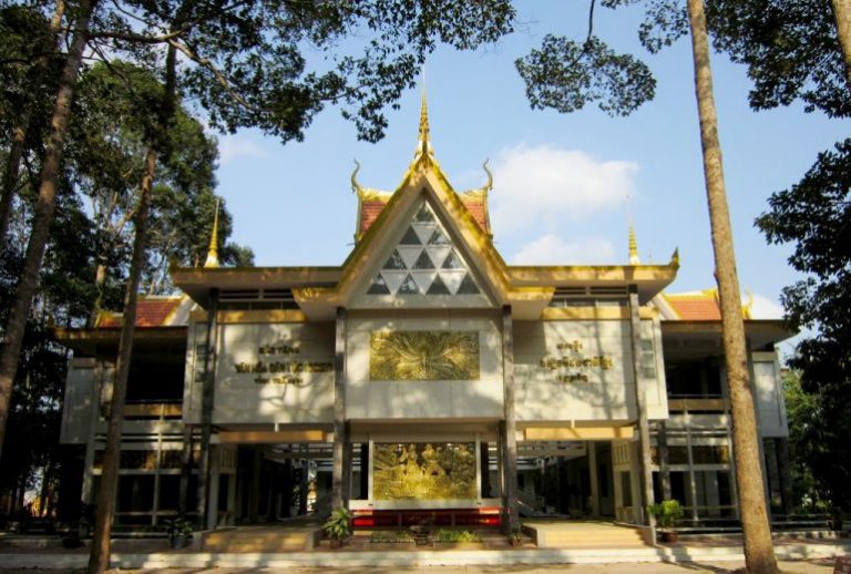 Bảo Tàng Văn Hóa Dân Tộc Khmer - Trà Vinh