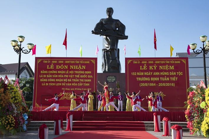 Lễ giỗ anh hùng dân tộc Trương Định - Tiền Giang-min