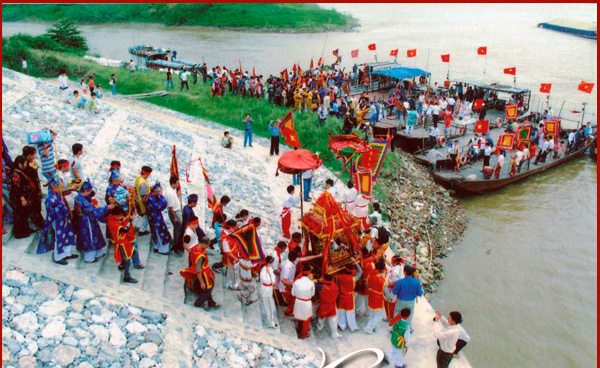 Lễ hội gốm sứ Bát Tràng - Hà Nội