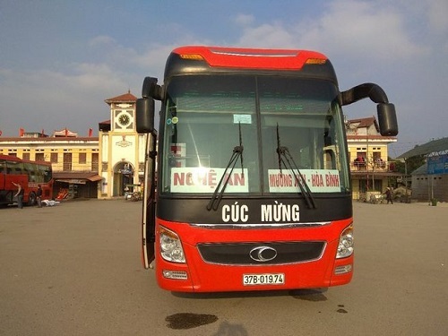 Hình ảnh xe Cúc Mừng (tuyến Lạng Sơn - Vinh)